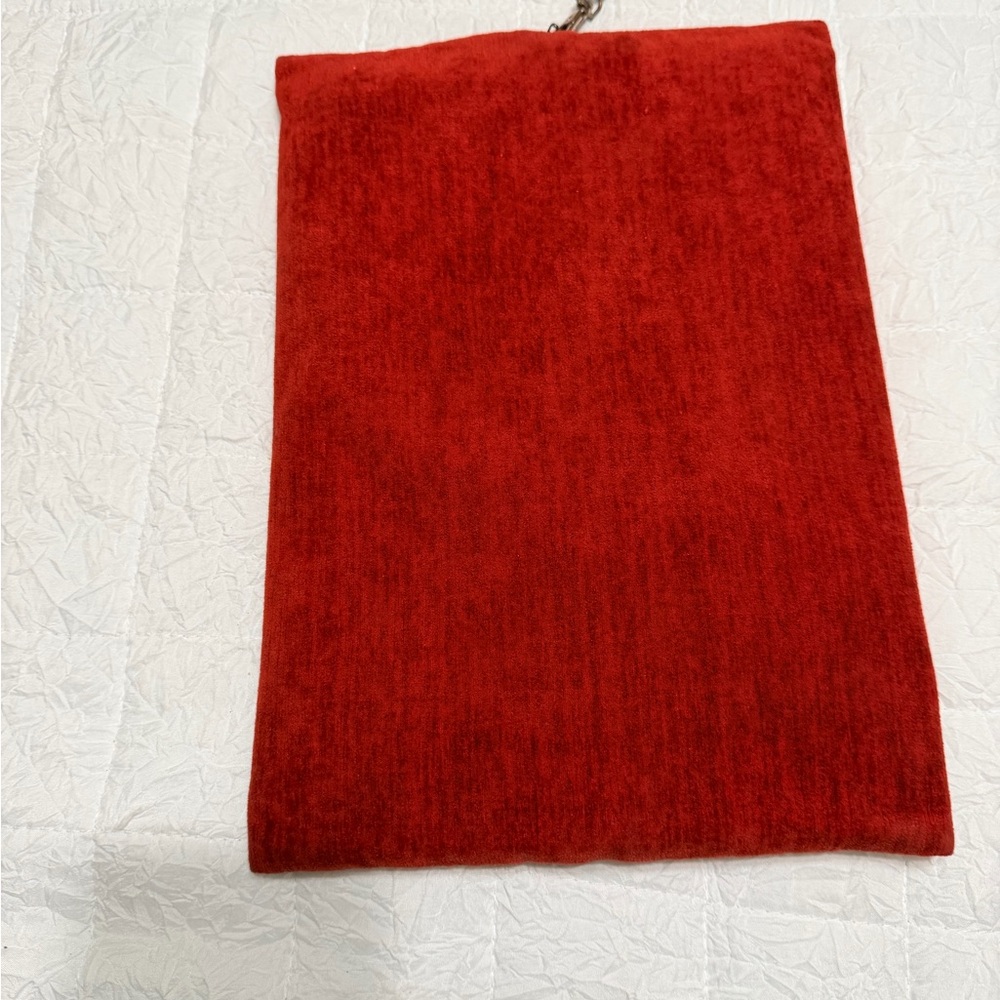 Red Makeup Junkie Bag with Zipper - Picture 4 of 5